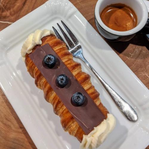menu-creme-roll-w-coffee