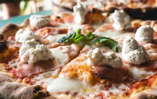 pizza with ricotta cheese
